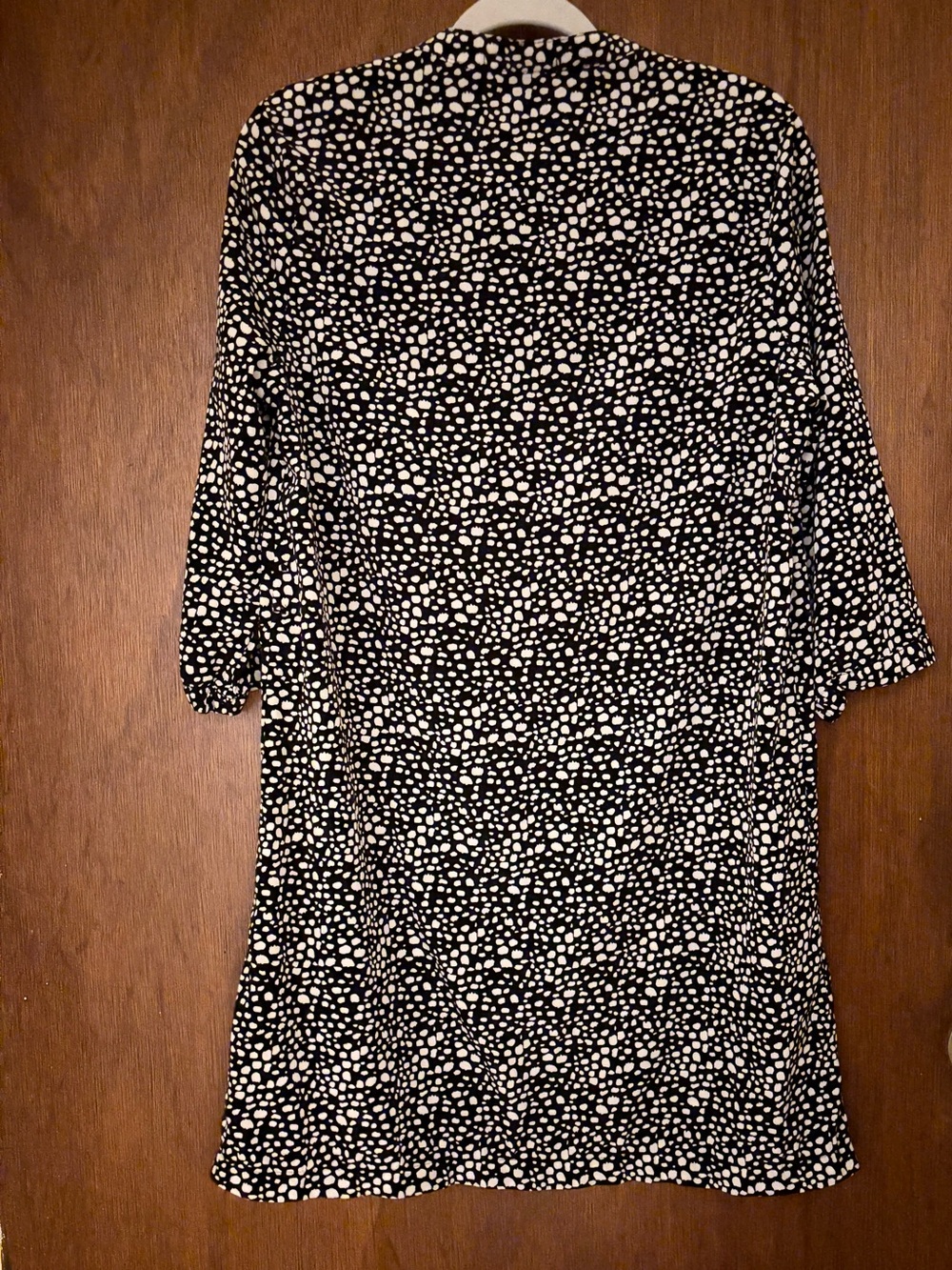 Forever 21 Black and White Long Sleeve Dot Shift Dress - Picture 2 of 4